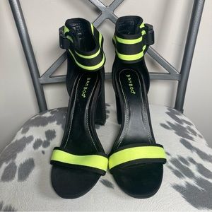 Bamboo Chunky Heel Sandal, Size 7.5